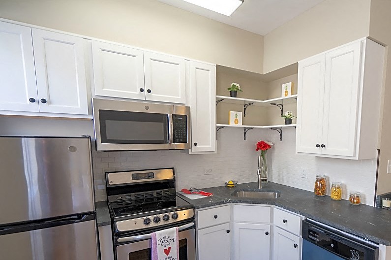 New Kitchen with Breakfast Bar